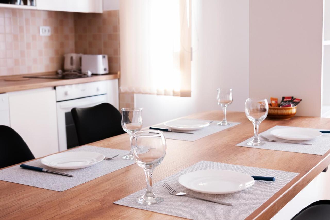 Lux Family Apartment Vidanovic Pirot Eksteriør bilde