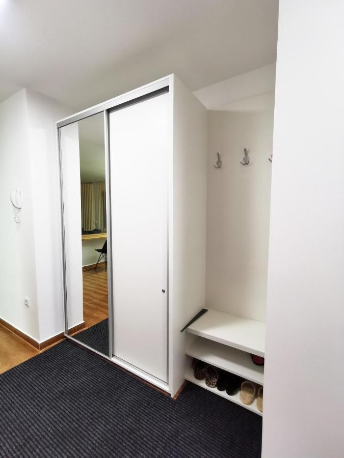 Lux Family Apartment Vidanovic Pirot Eksteriør bilde