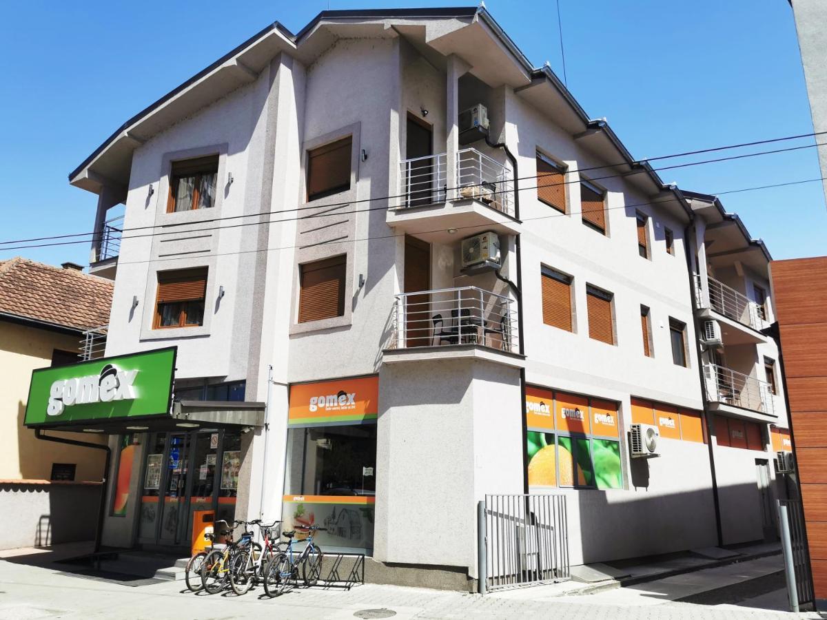 Lux Family Apartment Vidanovic Pirot Eksteriør bilde